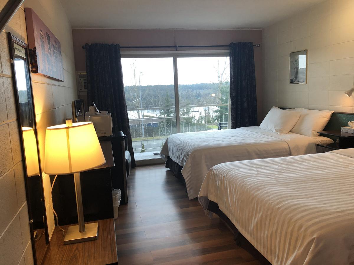 Holiday House Motel Ледисмит Экстерьер фото
